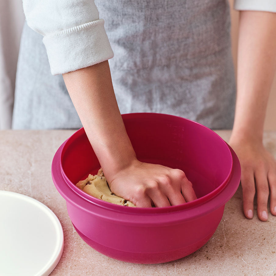 Tupperware Ultimate Mixing Bowl Set (sæt med 3) Stænkbeskyttelse3 Tupperware Ultimate Mixing Bowl Set (sæt med 3) Stænkbeskyttelse