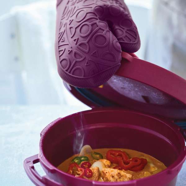 Silikonowe rękawice kuchenne Tupperware (1) Silikonowe rękawice kuchenne Tupperware